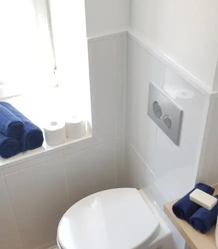 Escapade Niortaise - Climatises Hyper-centre De Apartamento *